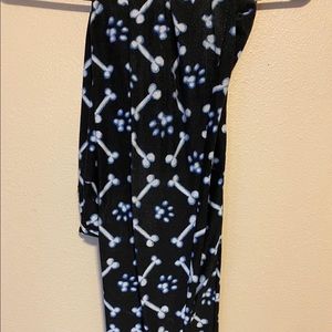 Lularoe TC leggings black blue paw prints and bones
